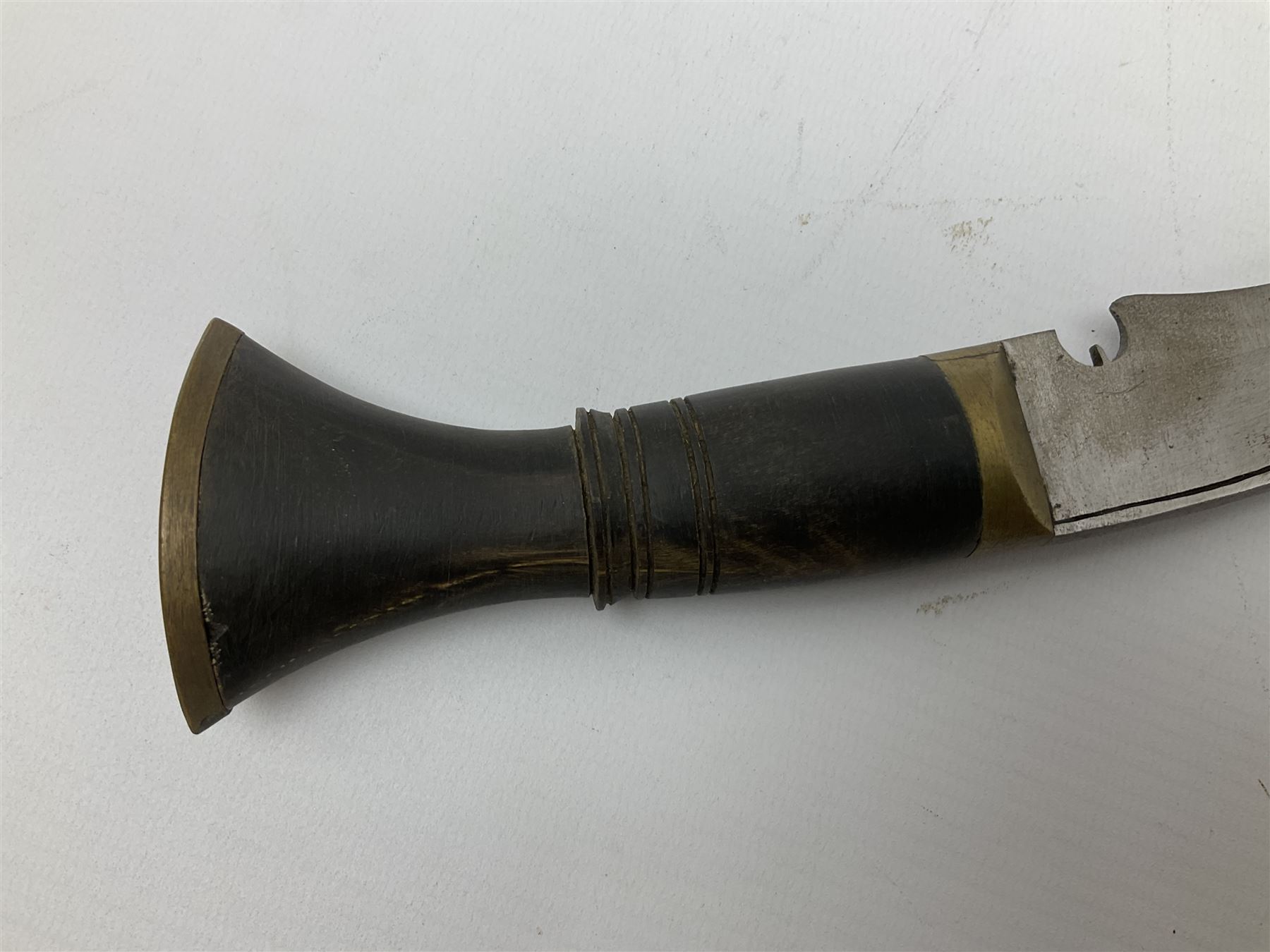 Post WW2 Gurkha kukri, in leather scabbard complete with two skinning knives, 42cm overall