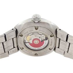 Oris TT3 gentleman's titanium automatic wristwatch, Ref. 7589, black dial with Arabic hour markers and day / date aperture, on original titanium bracelet, boxed with receipt dated 2009