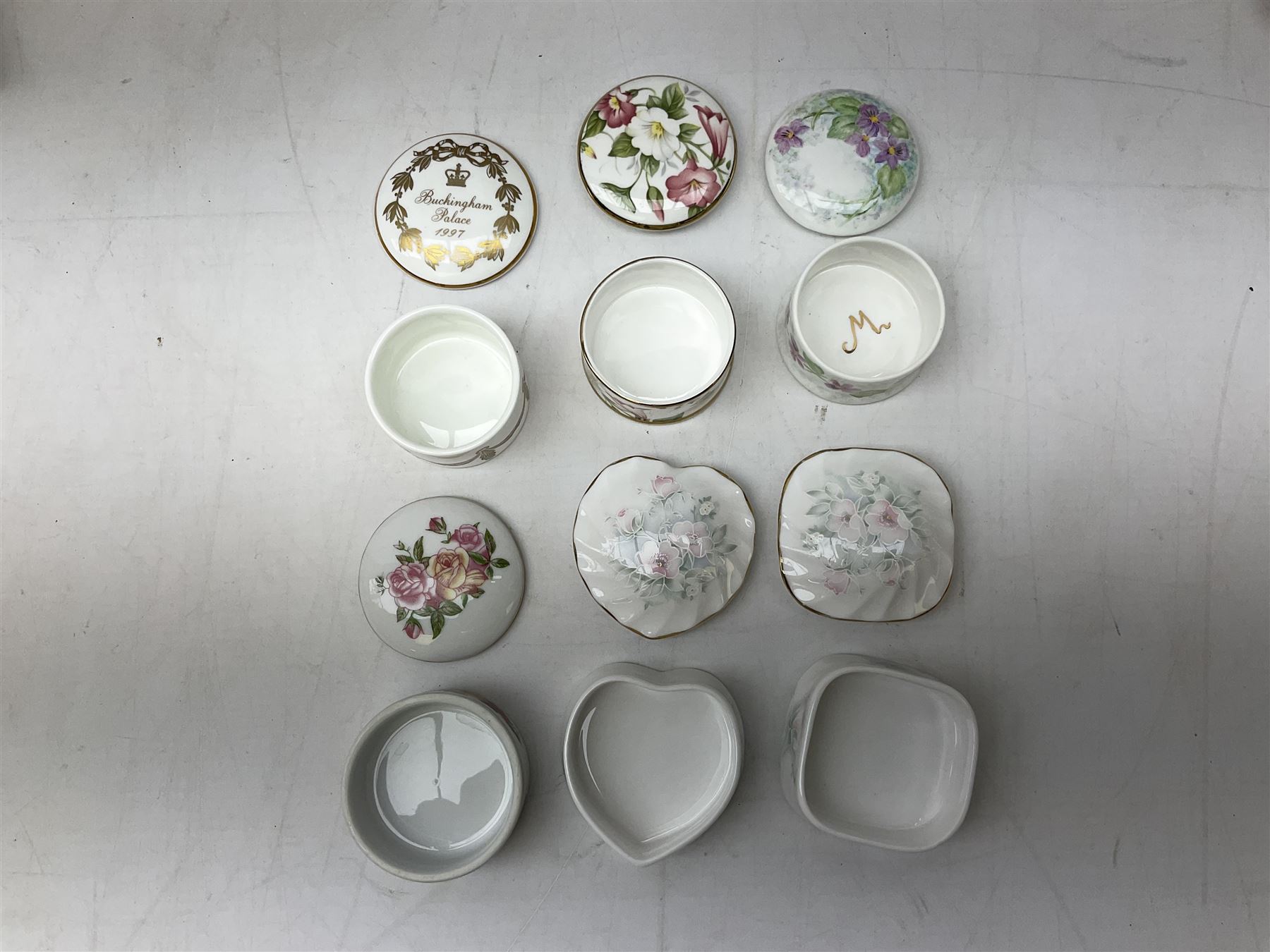 Two Crummles enamel trinket boxes to include William Wordsworth example and a larger example decorated with roses and other flowers, boxed Royal Worcester Golden Jubilee box, two Aynsley boxes, Dresden box, Hammersley and Aynsley examples decorated with birds etc