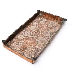Cornish copper Art Nouveau style tray, attributed to J & F Pool of Hayle, W32cm