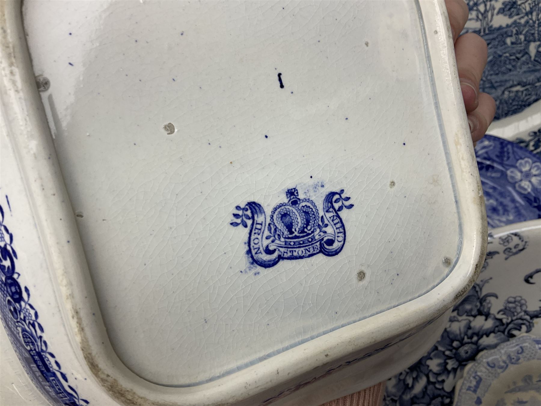 Large collection of blue and white ceramics, to include Spode Italian pattern with blue mark, Wood and Sons Yuan, pickle dish, Delft style etc, dinner plates, tea wares, bowls etc in six boxes