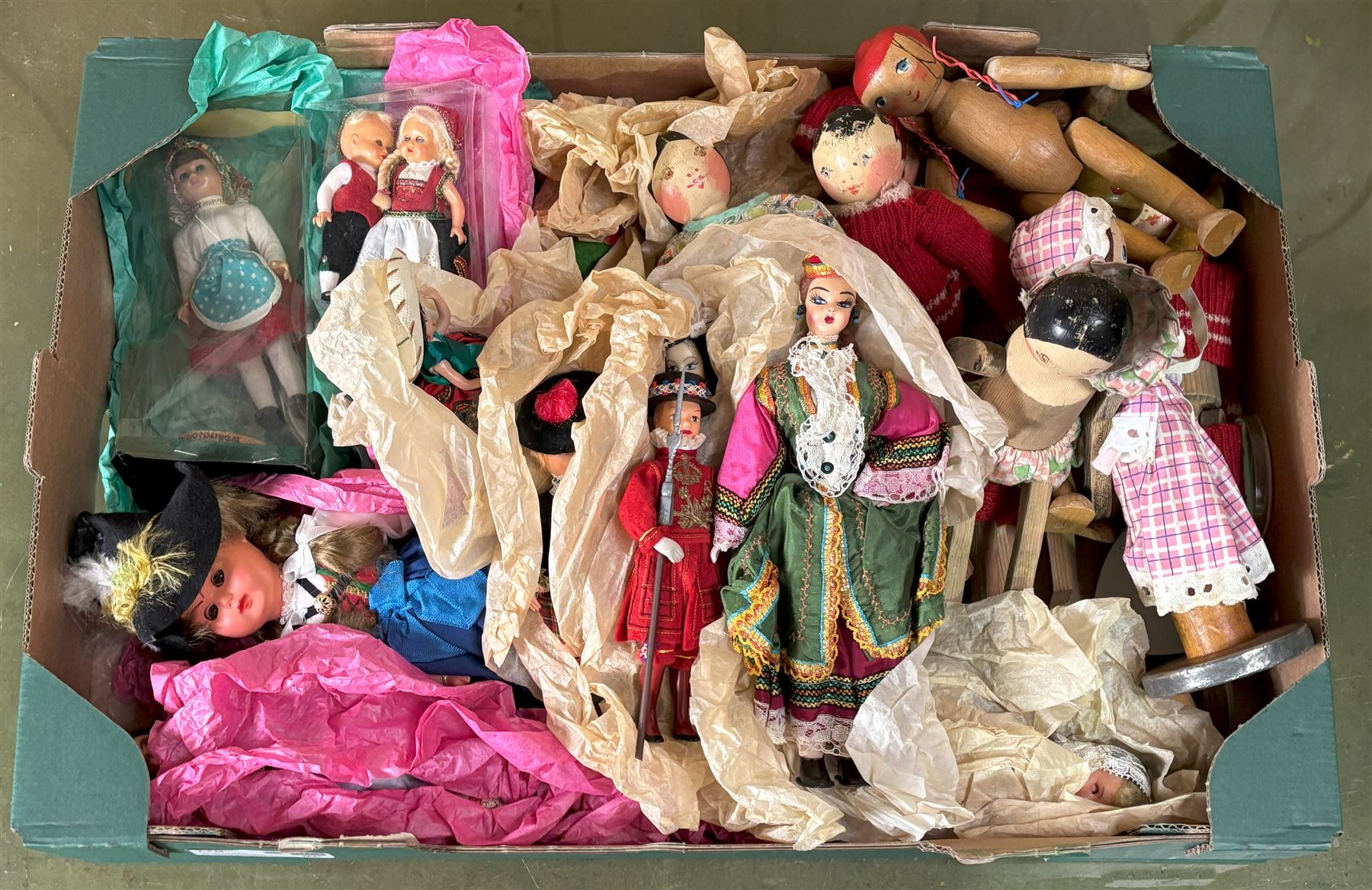 Collection of vintage carved wooden dolls, souvenir dolls etc.  - COLLECTION BY APPOINTMENT FROM: The White House, Thirsk Road, Easingwold, York, YO61 3NF - CALL 01723 507111 TO ARRANGE