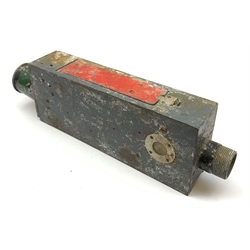 WW2 Air Ministry Williamson G45 short lens gun camera, as used by Spitfires, Hurricanes and Typhoons, ref.no. 14A/1390, serial no. 4369, containing magazine ref.no. 14A/1393, L31cm