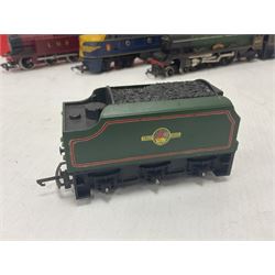 Hornby/Tri-Ang ‘00’ gauge - nine locomotives to include Britannia Class ‘Britannia’ 4-6-2 no.70000 in BR green; Class M7 4-4-0 Tank no.30027 in BR black; Princess Class ‘Princess Victoria’ 4-6-2 no.46205 in BR black; in original boxes; further loose models Princess Class ‘Princess Elizabeth’ 4-6-2 no.46201 in BR green; Class 3F 0-6-0 tank no.7606 in LMS crimson; TR double ended diesel locomotive; three further tank locomotives and one loose tender (10) 