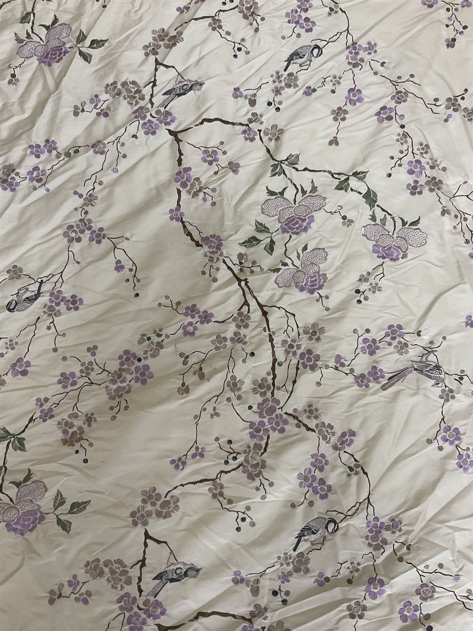 5' Kingsize headboard with stepped arch cresting, upholstered in cream silk with raised stitching decorated with trailing foliage branches and birds; matching bedspread (251cm x 218cm); two matching cushions  