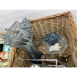 Indian tree tea wares, a quantity of diecast vehicles, glass vase and cover, Daler Rowney Easel in case and other collectables 