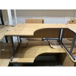 Pair of left hand return beech and oak effect office desks. - THIS LOT IS TO BE COLLECTED BY APPOINTMENT FROM DUGGLEBY STORAGE, GREAT HILL, EASTFIELD, SCARBOROUGH, YO11 3TX