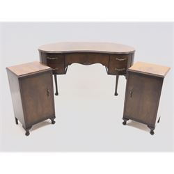 Early 20th century walnut kidney shaped dressing table (W120cm, H78cn, D60cm), and pair of bedside cabinets (W37cm, H68cm, D32cm)
