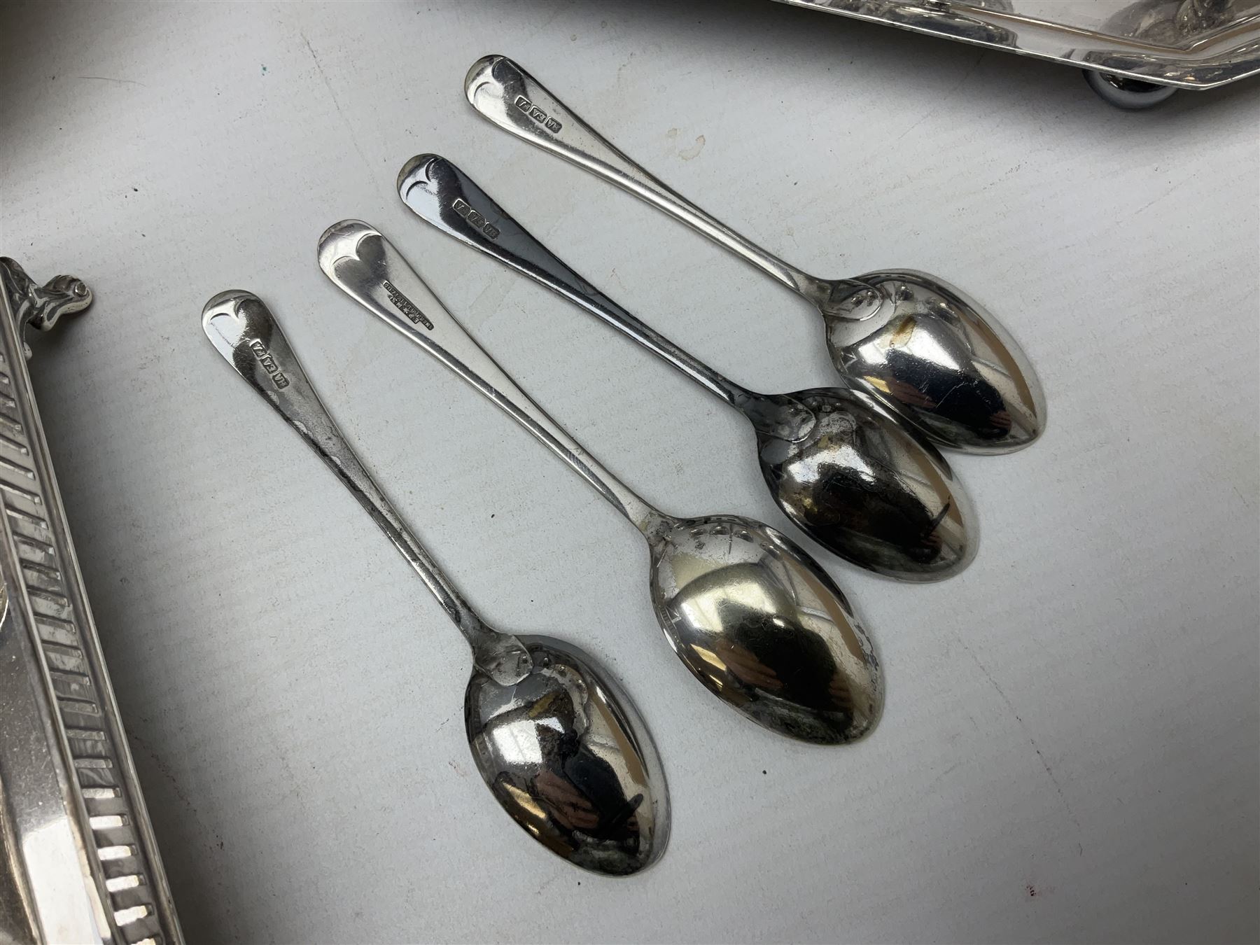 Collection of assorted silver plate, comprising four cup egg cruet, table lamp, bud vase, desk stand etc  