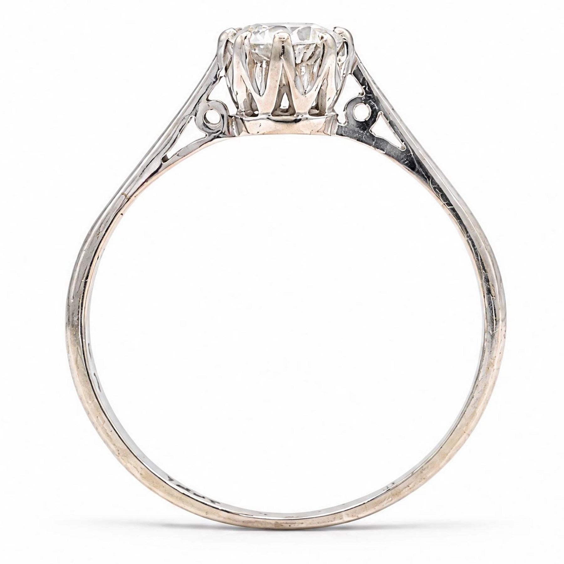 White gold diamond ring, eight claw set with a single round brilliant cut diamond of approx 0.50 carat, stamped 18ct