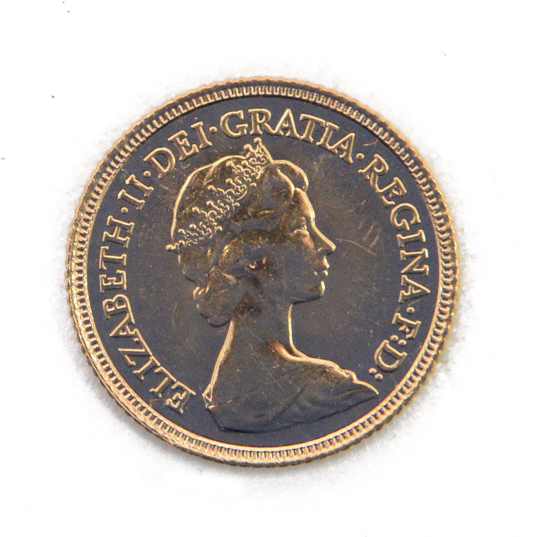 Queen Elizabeth II 1982 gold half sovereign coin