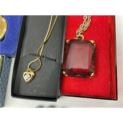 9ct gold paste blue and white stone set ring, silver jewellery including large smokey quartz ring, garnet cluster ring, gate bracelet and ingot pendant necklace and a collection of costume jewellery and a pair of 'Le Jockey Club' binoculars