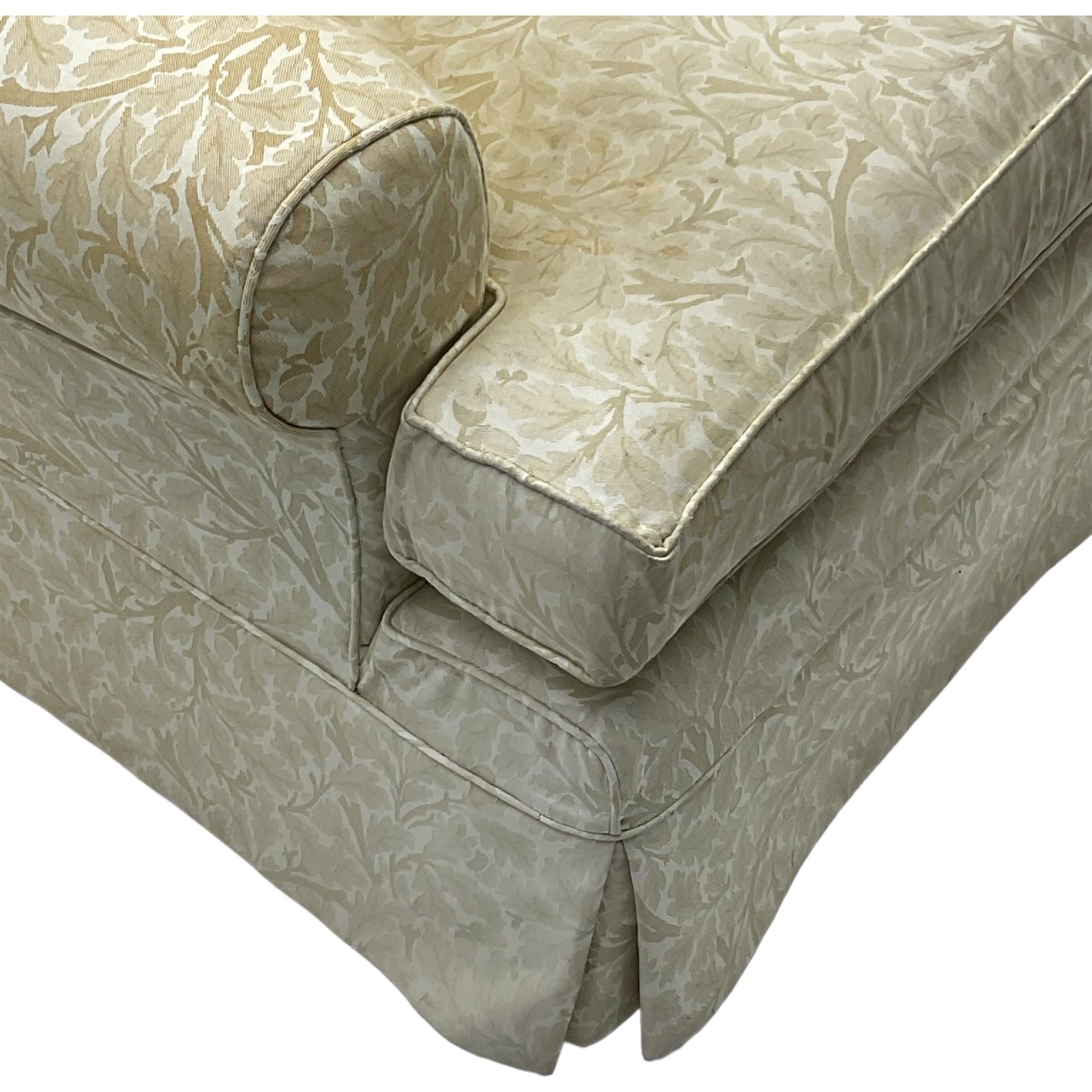 Multi-York - traditionally shaped armchair, upholstered in oak leaf and acorn patterned fabric