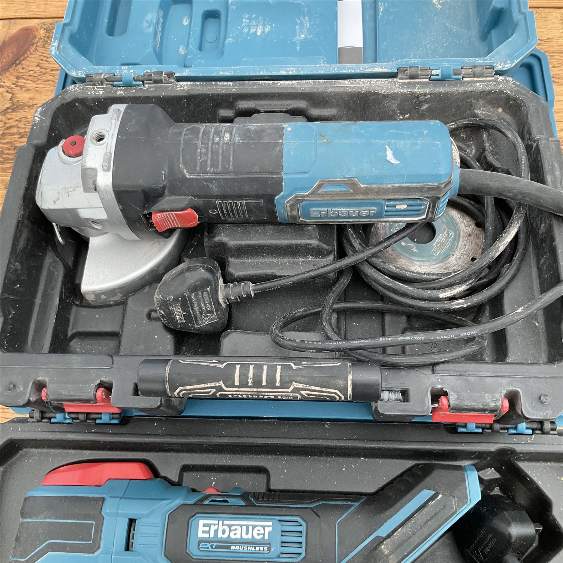 Erbauer EMT18-Li-QC cordles multi tool with charger and accessories together with corded Erbauer angle grinder in carry cases - THIS LOT IS TO BE COLLECTED BY APPOINTMENT FROM DUGGLEBY STORAGE, GREAT HILL, EASTFIELD, SCARBOROUGH, YO11 3TX