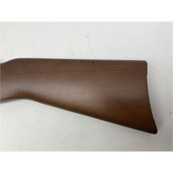 BSA Meteor .22 cal. air rifle with break-barrel action, serial no.TH80547, L106.5cm overall; in original box with accessories. NB: AGE RESTRICTIONS APPLY TO THE PURCHASE OF AIR WEAPONS.