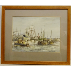  Max Parsons (British 1915-1998): 'Tugging Out of Dock - Hull', watercolour signed, titled verso 23cm x 31cm mao0207  