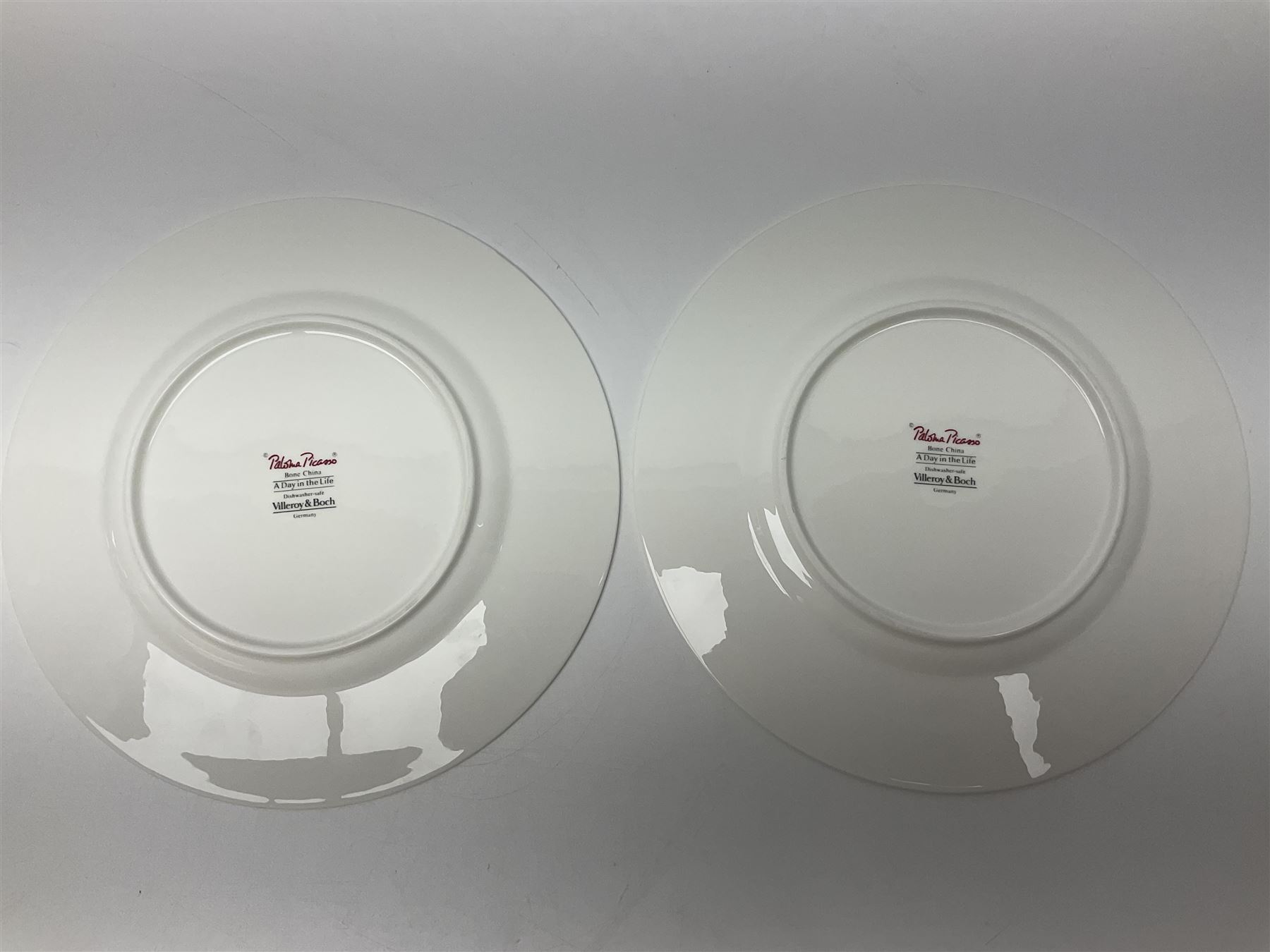 Two Villeroy & Boch Paloma Picasso plates | Antiques, Collectables 