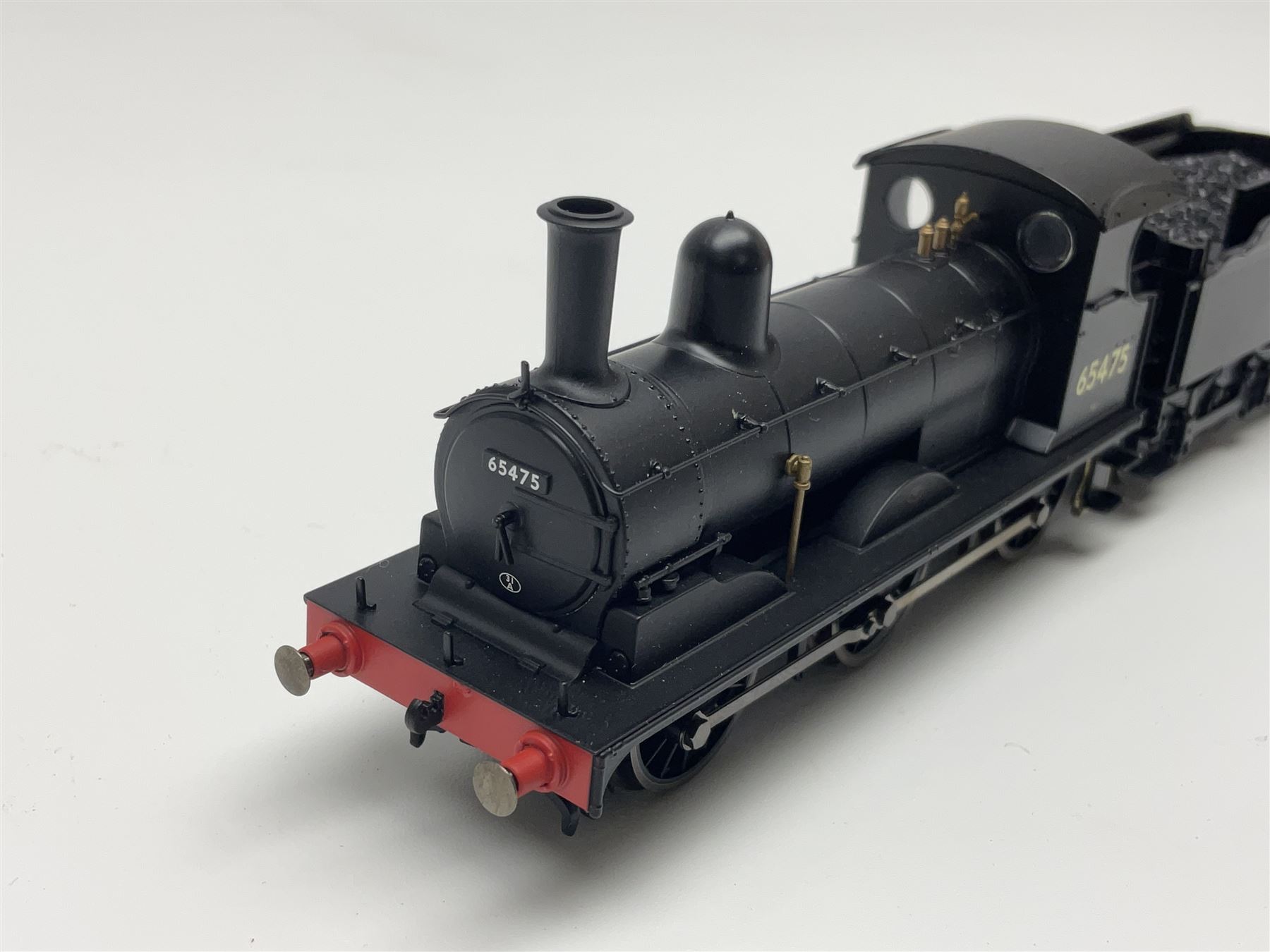 Hornby '00' gauge - D49/1 Hunt Class 4-4-0 locomotive 'The Cotswold' No.62760; and Class J15 0-6-0 locomotive No.65475; both DCC ready; both boxed (2)
