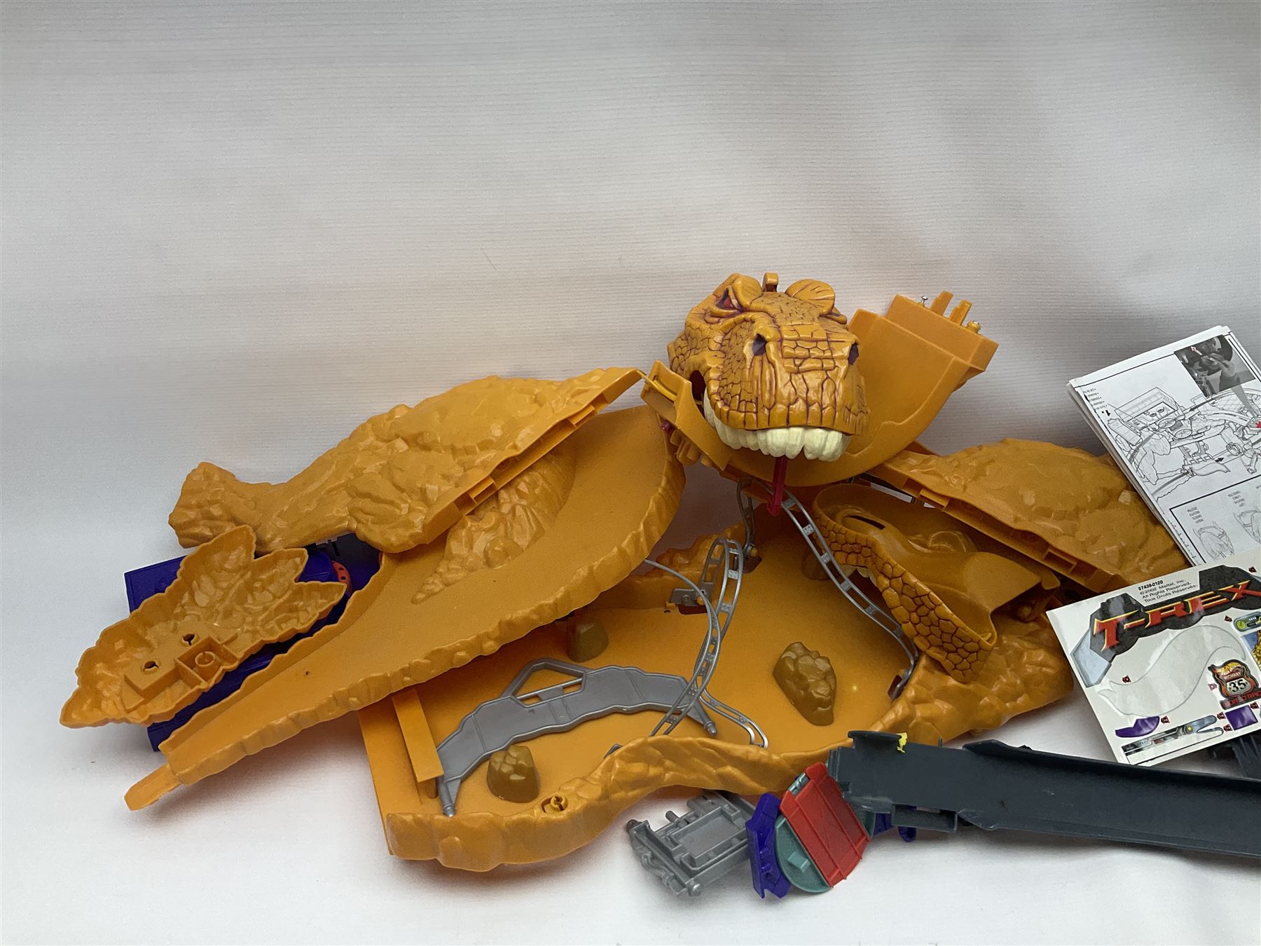 Hot Wheels ‘T-Rex’ 2005 no. 57439 set in original box and boxed Denys Fisher Spirograph