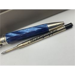 Montegrappa Emblema ball pen, the blue pearl marbled barrel of octagonal form with silver mounts and terminal with 1912 emblem, stamped 925 and clip with roller, in box, L13.5cm