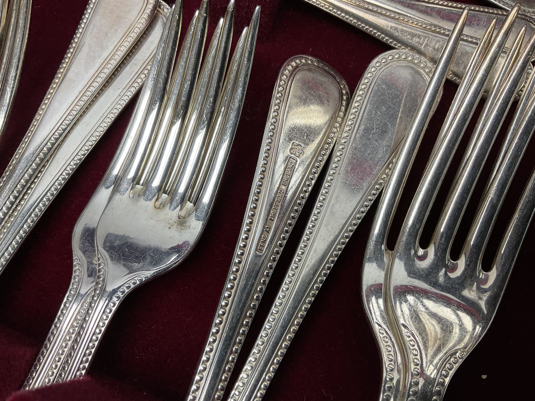 Canteen of Sheffield silver plate cutlery in wood case
