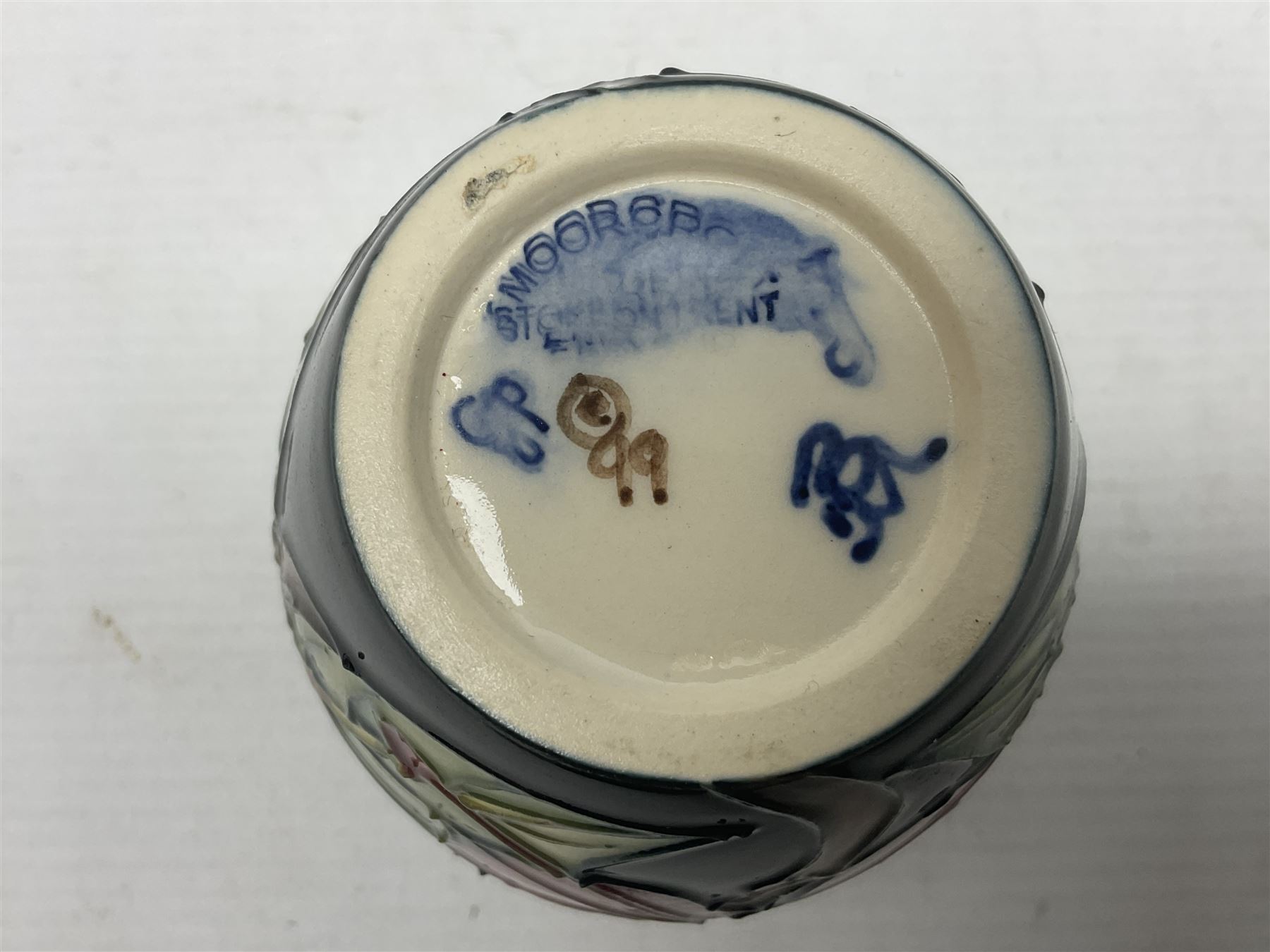 Moorcroft Simeon patterned vase, with printed mark beneath, H9cm