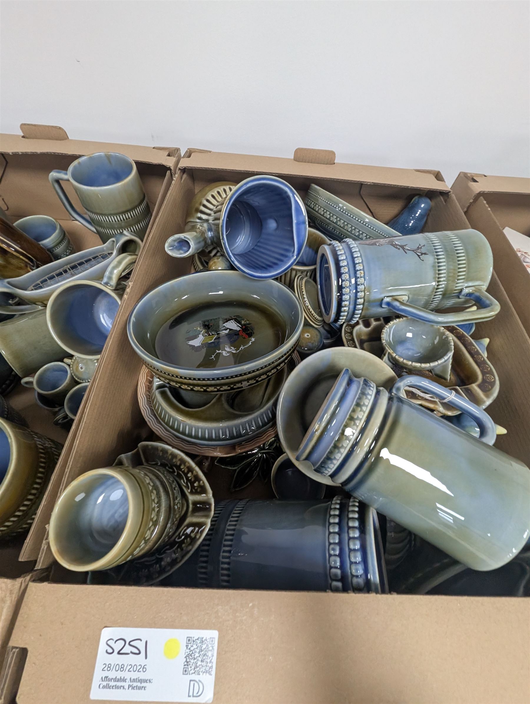 Collection of Irish Wade ceramics, including tankards, mugs, teapots, etc, in three boxes