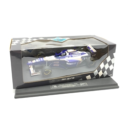 Paul's Model Art Minichamps - 1:18 scale die-cast model of Williams Renault F.W.18 Damon Hill, boxed, with display stand (2)