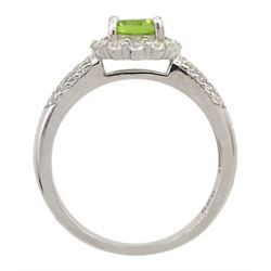 Silver peridot and cubic zirconia flower cluster ring, stamped 925