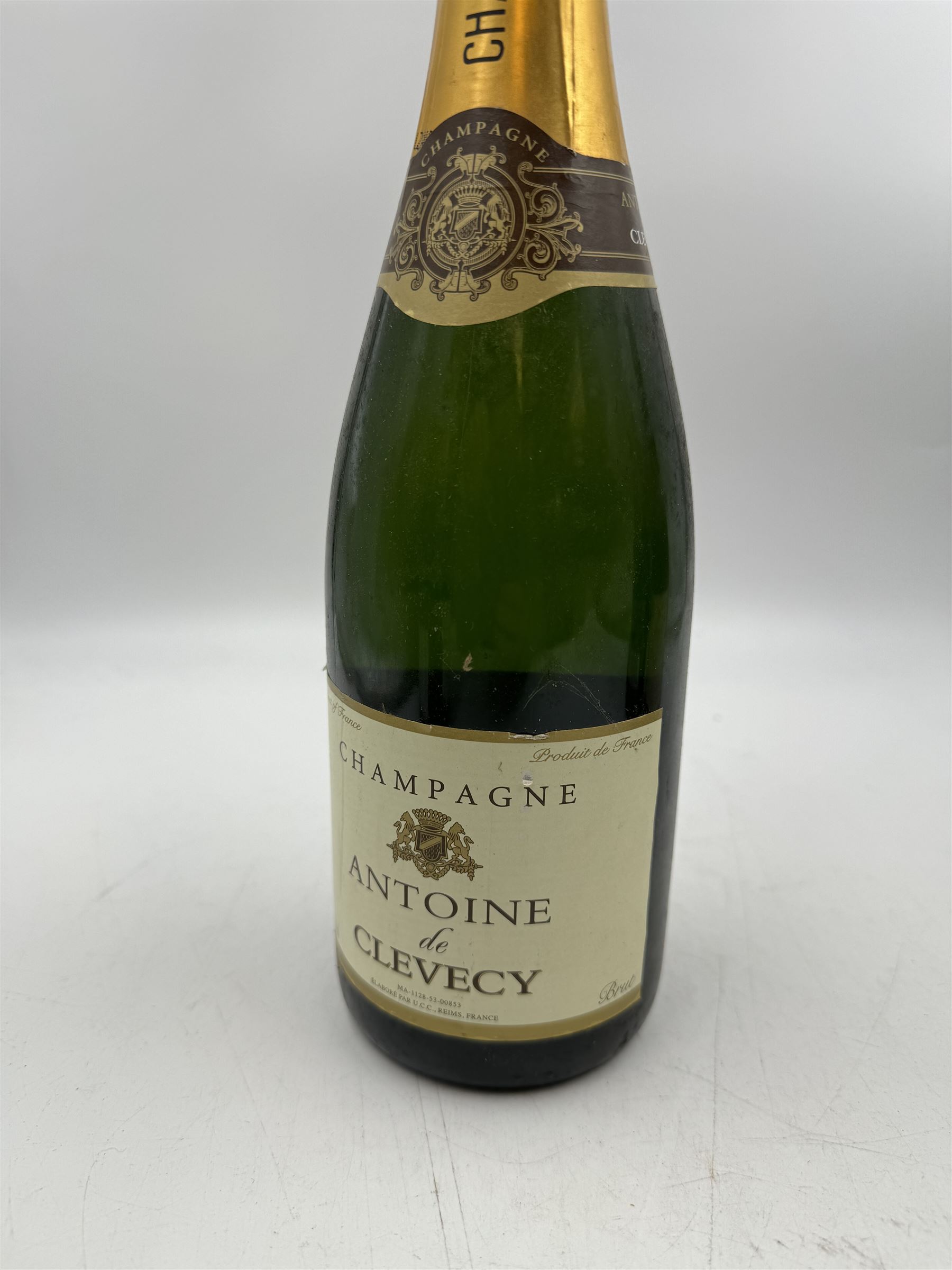 Mixed champagne; Chateau D'ay Ayala & Co 1919, Oudinot a Epernay, Antoine de Clevecy and Lanson Black Label, various contents and proof (4)