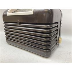 1950s Bush Type DAC 90A valve radio in cream Bakelite case, H23cm W29cm D19cm, together with Bush Type DAC 10 radio in brown Bakelite case