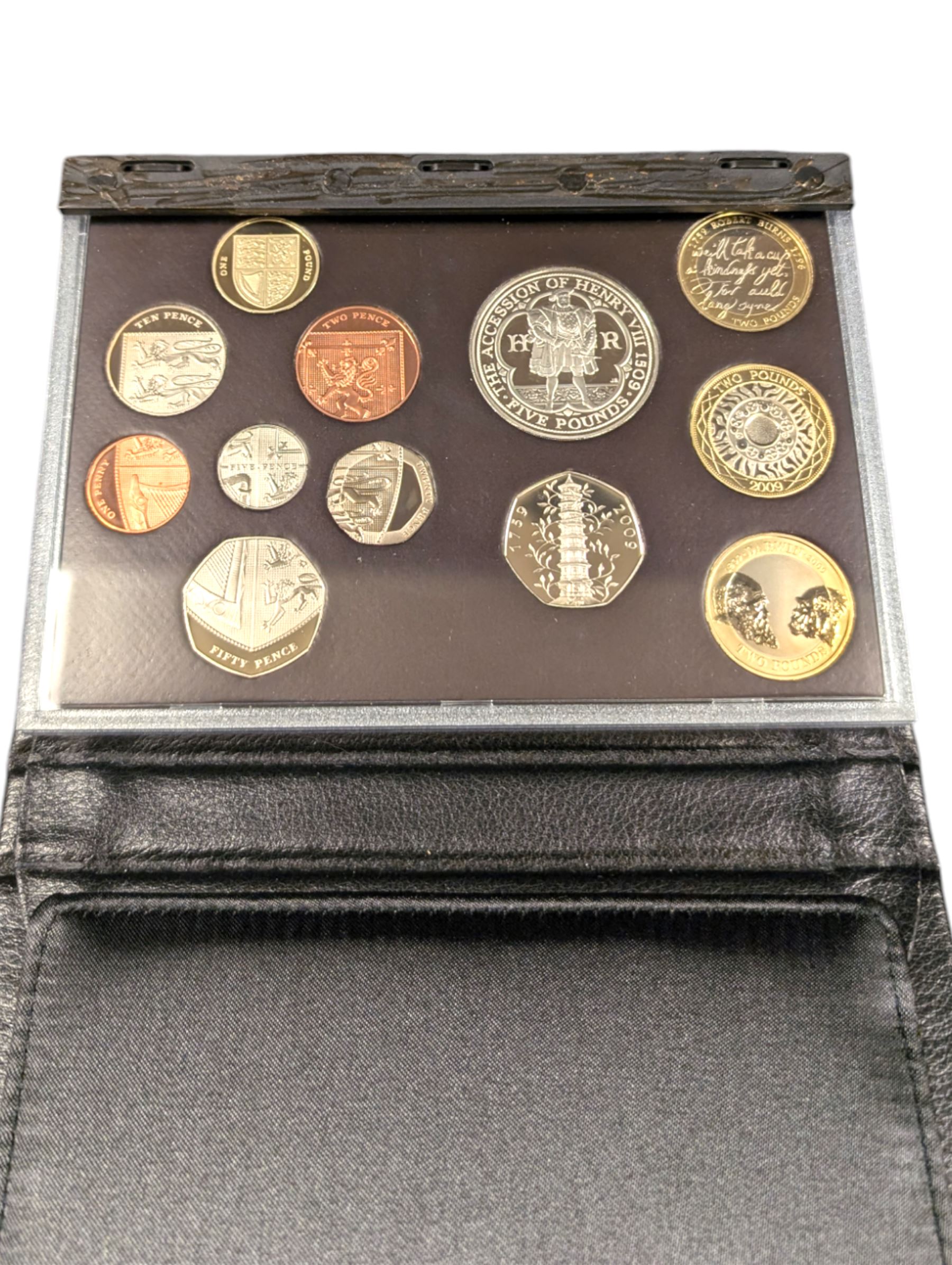 The Royal Mint United Kingdom 2009 proof coin set, including Kew Gardens fifty pence coin, cased