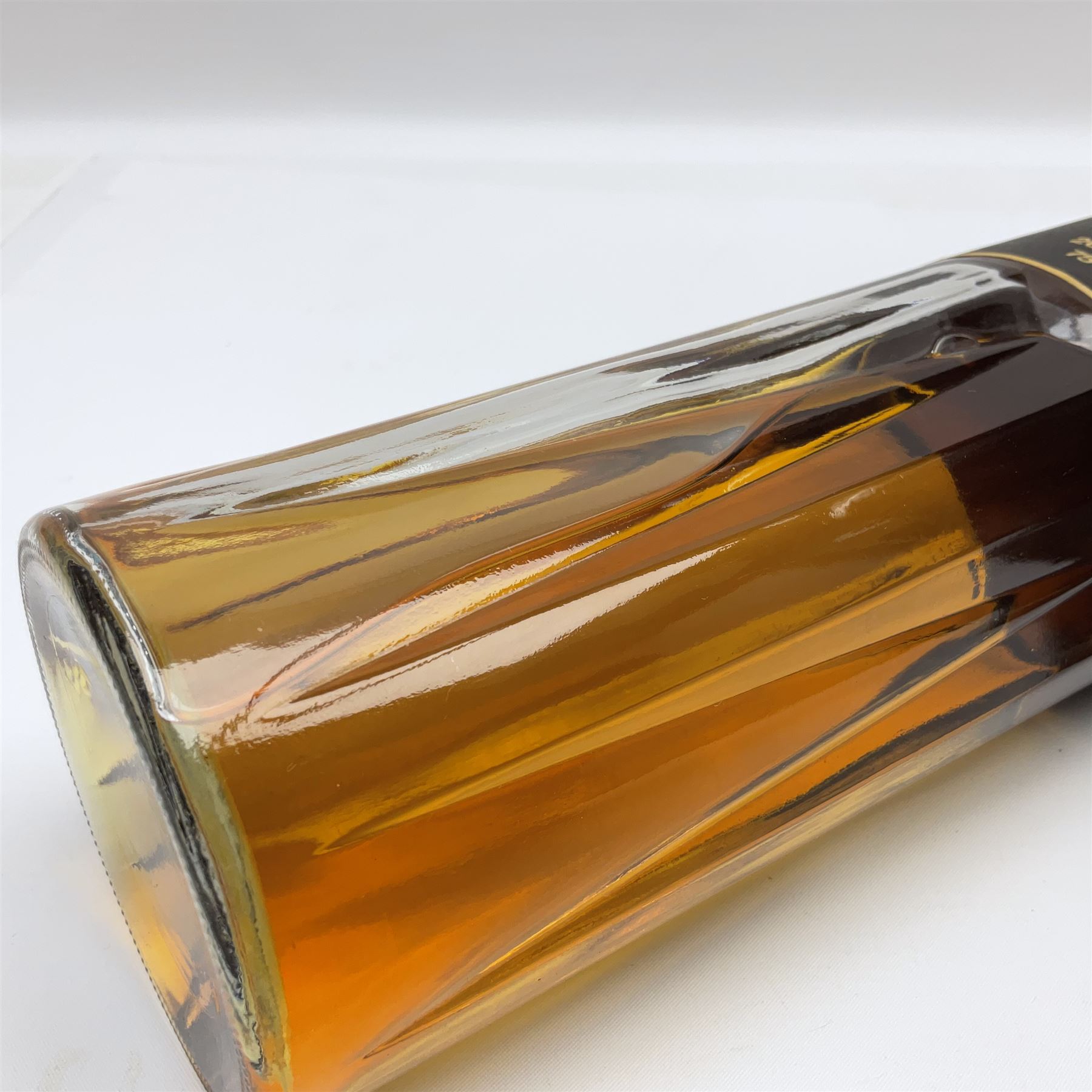 Tomintoul Glenlivet, single highland malt Scotch whisky, 1980s perfume bottling, Tomintoul Glenlivet, 8 Years Old, single malt Scotch whisky, Tamdhu, 10 year old, single malt Scotch whisky and W.M Grants, single Scotch whisky, various contents and proof 