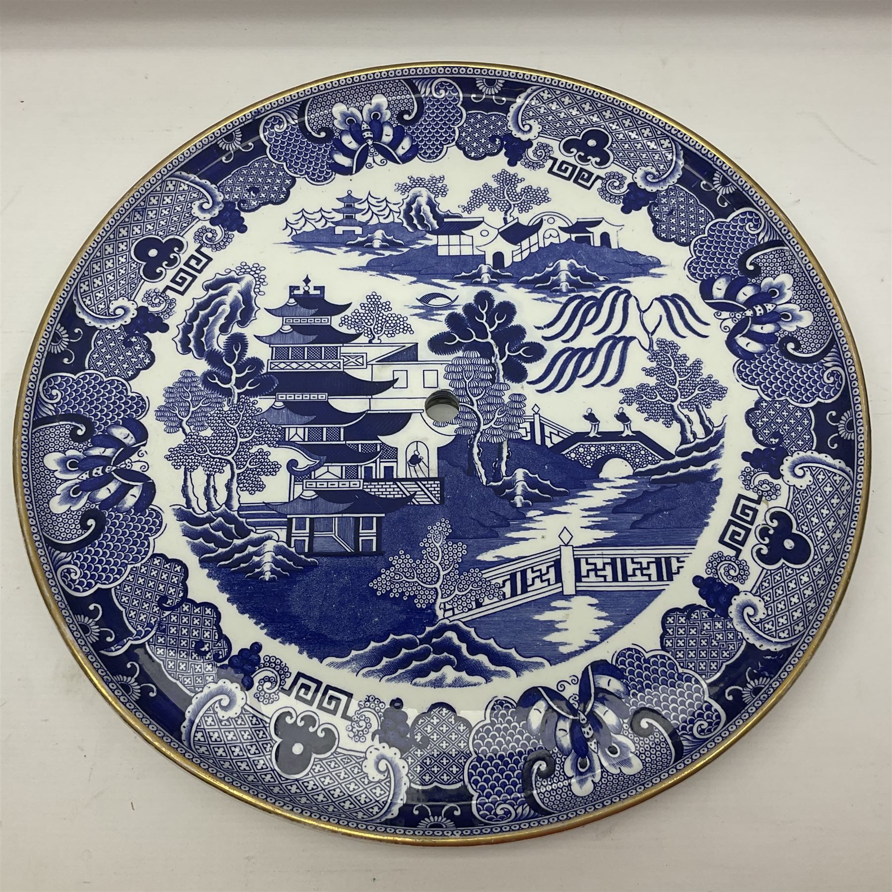 19th century Copeland blue and white printed willow pattern lazy susan,  the circular revolving tray fitted with a two handled coffee urn, D45cm