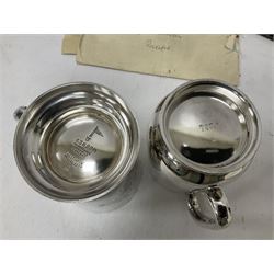 WWI bronze death plaque to Edwin Smith, together with two tankards presented to E.Smith and photographs of his family  