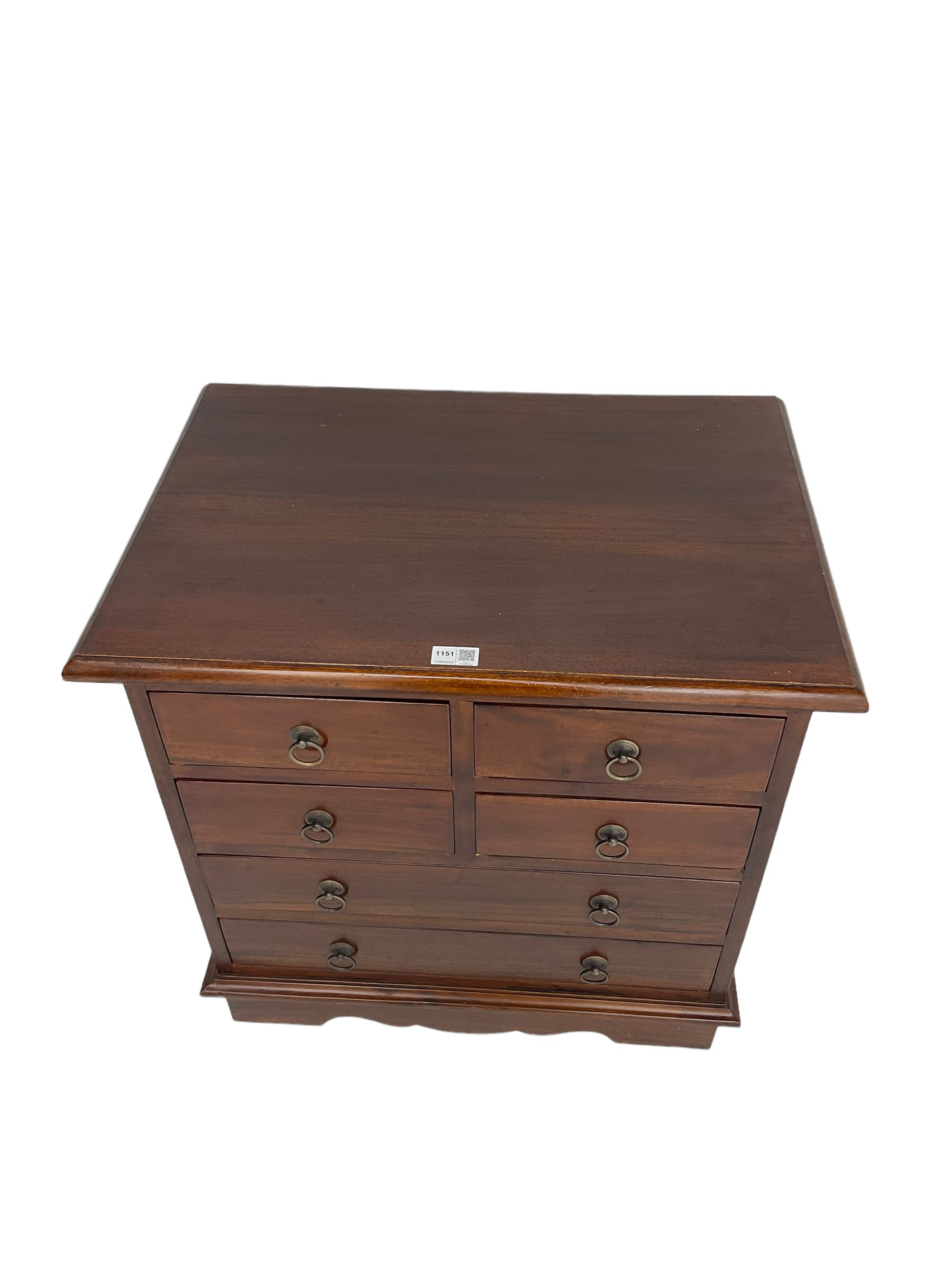The Kingswood Collection - mahogany chest, moulded rectangular top over four short and two long drawers, shaped plinth base