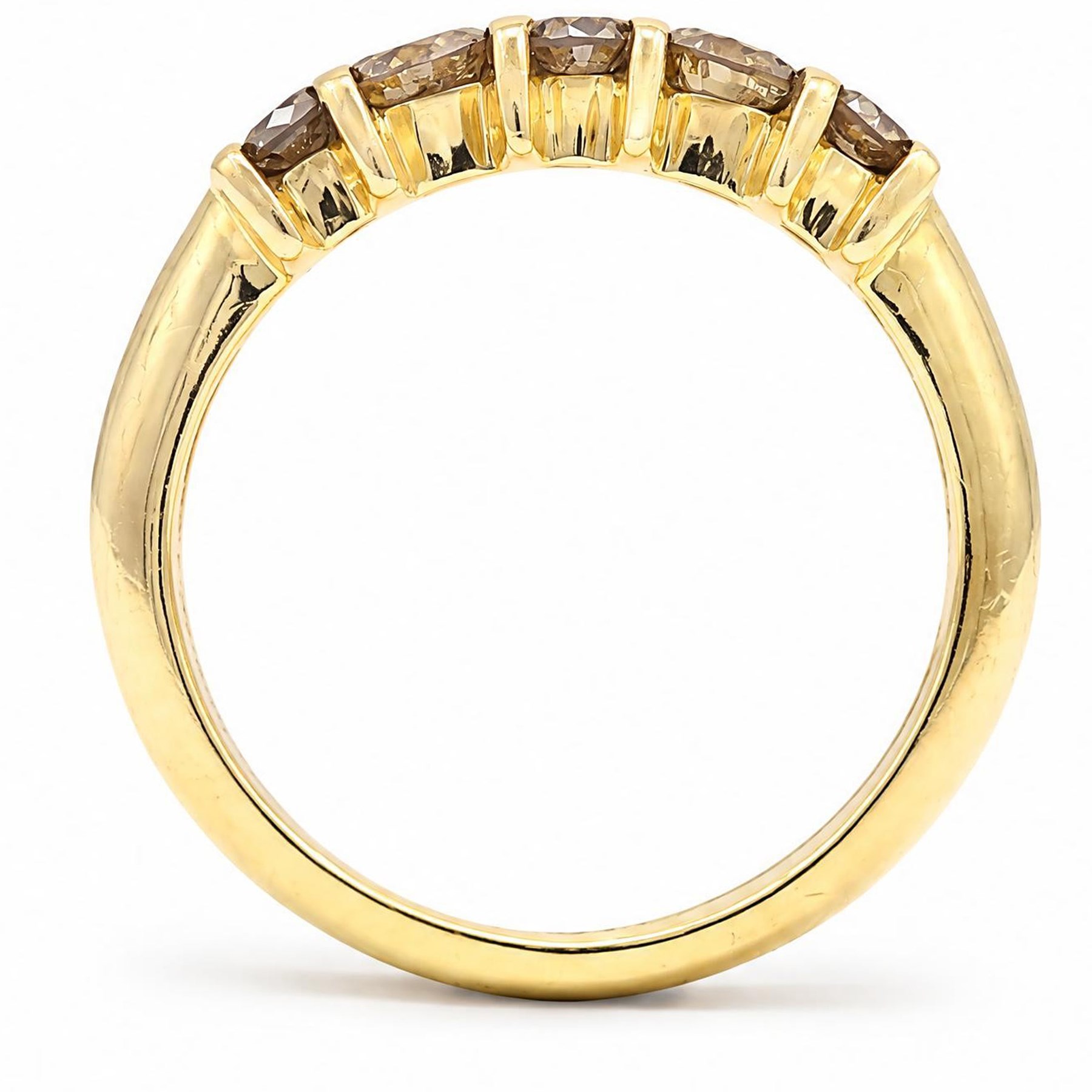 18ct gold fancy champagne / brown diamond ring, two round brilliant cut diamonds, spaced by six smaller round brilliant cut diamonds, stamped 750, total diamond weight approx 1.05 carat