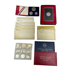 United States of America coinage, including 1978 uncirculated coin set in blister pack, other similar sets, 1971 proof dollar, 1776-1976 silver proof three coin set, 1776-1976 silver uncirculated three coin set etc