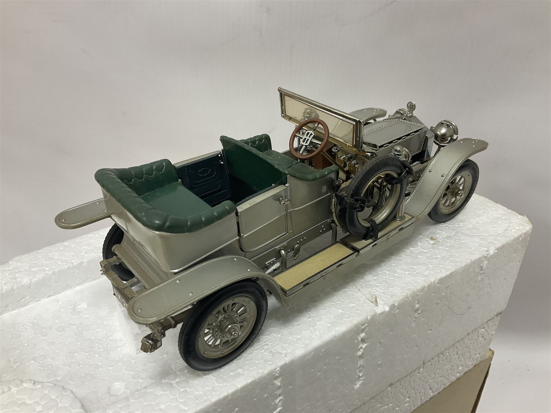 Franklin Mint 1929 Rolls Royce Phantom Model Car sold at
