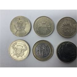 Queen Elizabeth II United Kingdom dual dated 1992/1993 fifty pence coin, five old style two pound coins including 1989 'Bill of Rights' etc and an Isle of Man 2002 two pound coin (7)