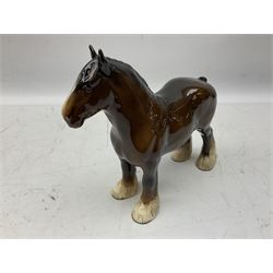 Six Beswick figures of bay horses, including large hunter no.1734, Shire horse no.818, horse with tucked head no.1549, etc (6)