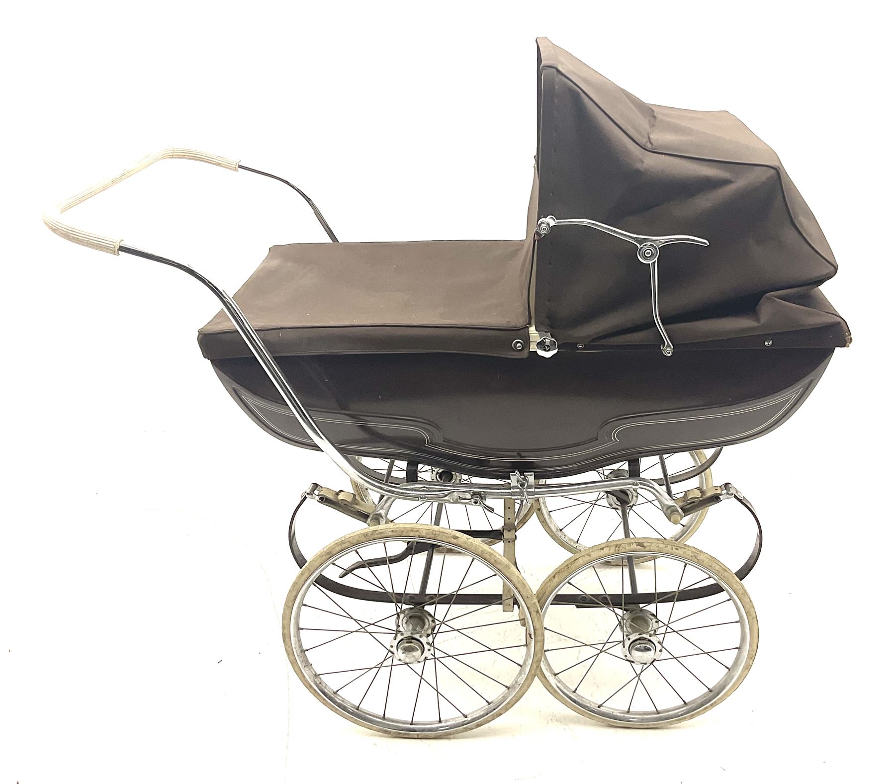 Marmet coach built 1964 pram, with detachable body, brown coachwork and hood, L118cm, H113cm