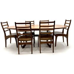 G-Plan teak oval extending dining table, shaped arched supports joined by single stretcher (Wcm, Hcm, Dcm) and set six matching teak ladder back chairs, leather seat, square tapering supports (W48cm)