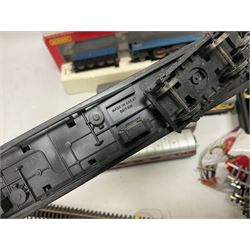 Various makers ‘00’ gauge - Hornby DCC ready LNER 4-6-2 ‘The Mallard’ no.4468 in blue with original box; Lima British Railway Class 33 Bo-Bo diesel locomotive no.33025; quantity of coaches, wagons and track to include Hornby, Lima, Tri-Ang etc (26) 