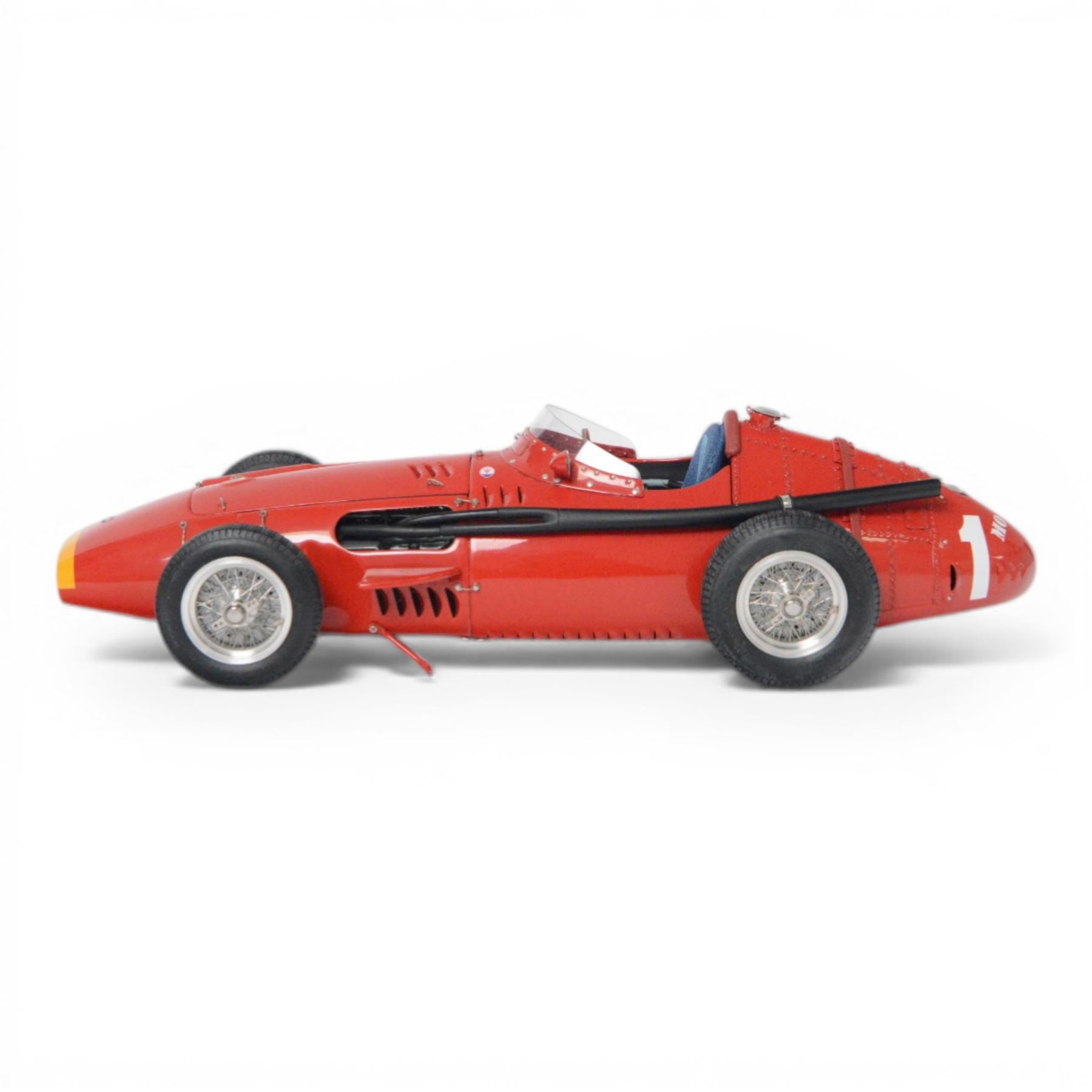 CMC 1:18 scale diecast model car no.M064 Maserati 250F 1957 Grand Prix Sieger racing no. 1 in red, boxed