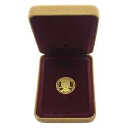 Queen Elizabeth II Isle of Man 1980 gold proof 'Queen Mother Crown' coin, approximately 7.96 grams, cased with certificate