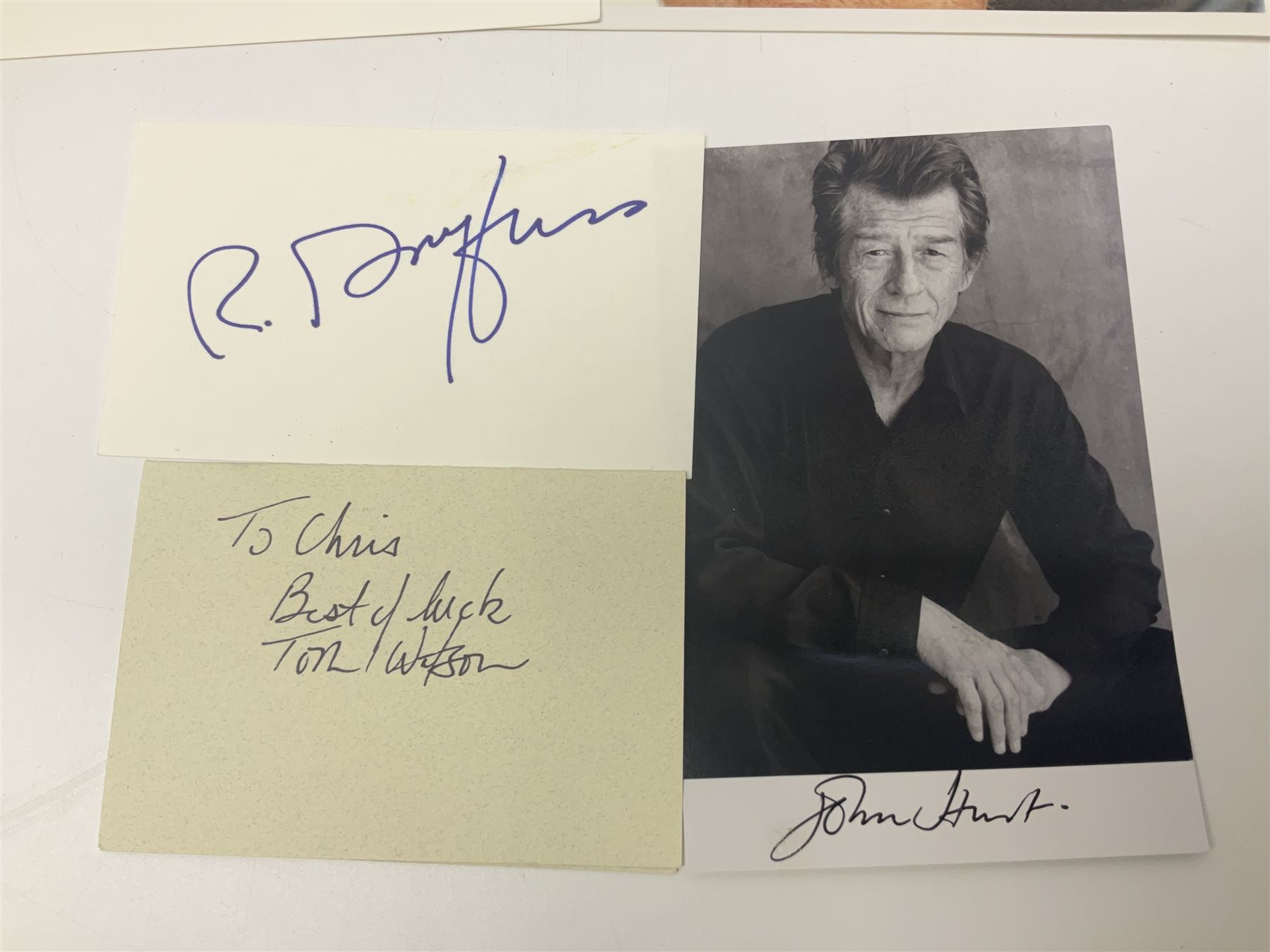 Collection of autographs, to include Mia Farrow, Rowan Atkinson, Tom Kite, Corey Pavin, Craig Stadler, Vladimir Ashkenazy etc 