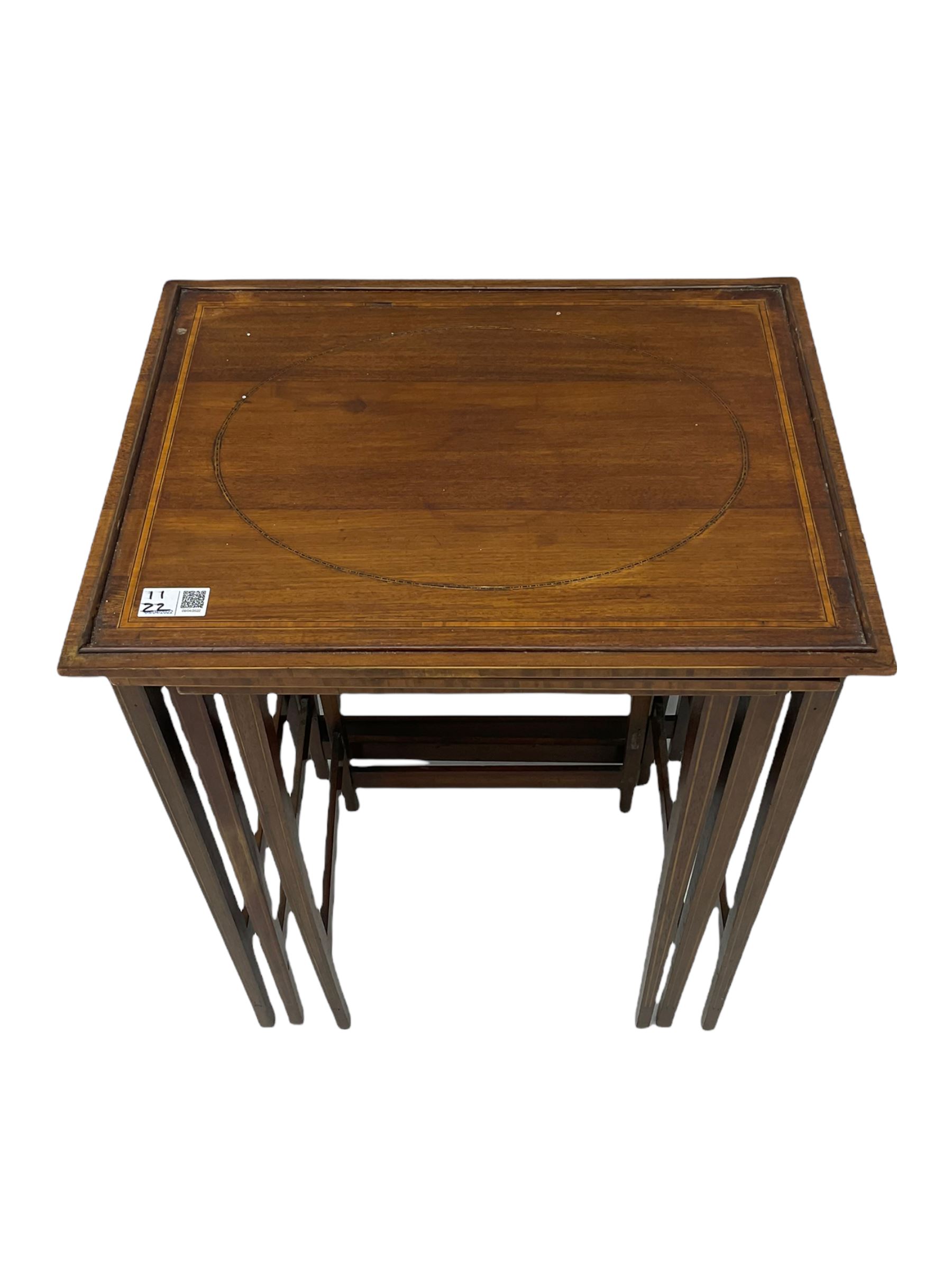 Edwardian mahogany wall hanging corner display cabinet, projecting dentil cornice over astragal glazed door (W56cm, H93cm), and an Edwardian mahogany nest of three tables (46cm x 36cm, H60cm)