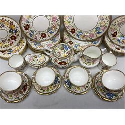 Hammersley Queen Anne pattern, part tea and dinnerwares, to include six dinner plates, five side plates, six soup bowls, teapot, covered sucrier, six teacups and saucers, etc together with six matched dessert plates (40)