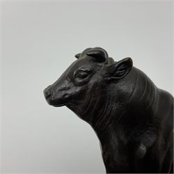 After Antoine-Louis Barye, bronze figure of a bull, upon a rectangular base, H10cm 